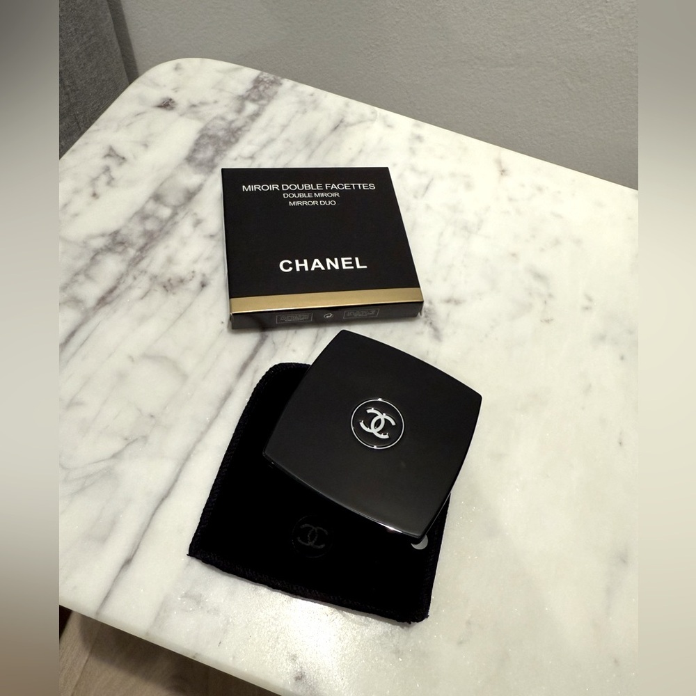LOW START CHANEL Black Compact Mirror, NIB